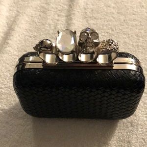 Small hard shell crossbody silver knuckle skull clutch